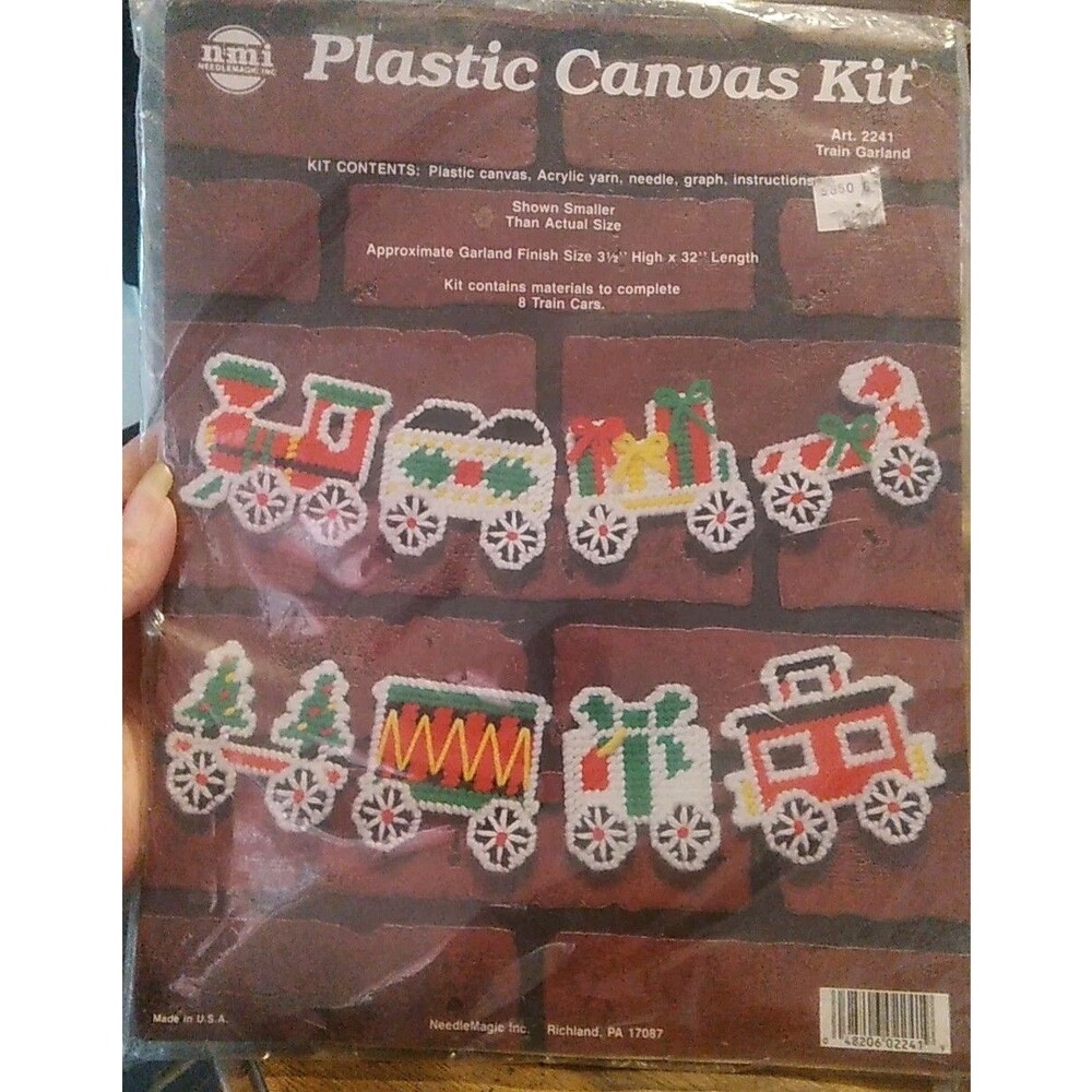 NEW NMI Needlemagic Plastic Canvas Kit~Christmas Train Garland~# 2241 SEALED